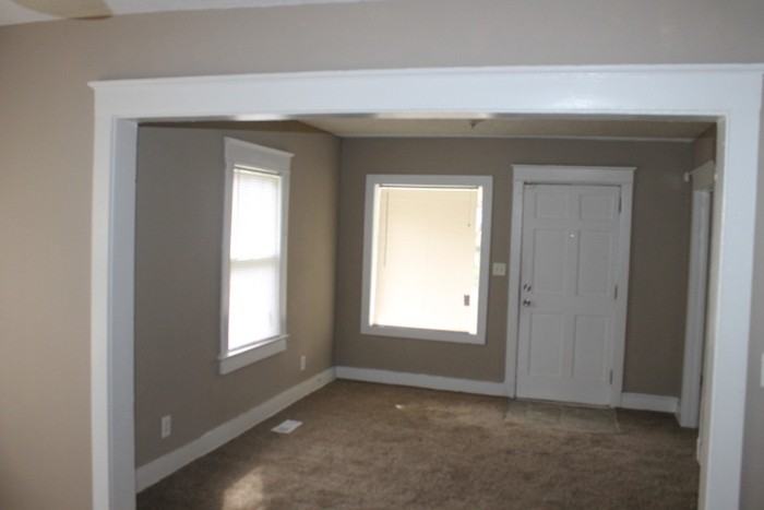 7041 Walrond Avenue - Photo 2 of 12