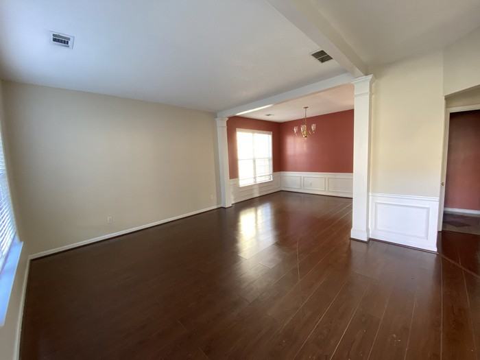 13596 Weycroft Circle - Photo 2 of 24