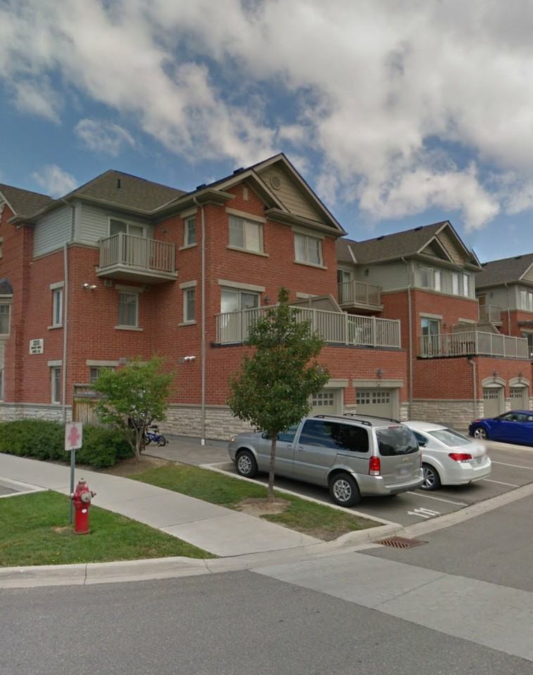 55  Apartments for rent in mississauga near thomas street for Small Room
