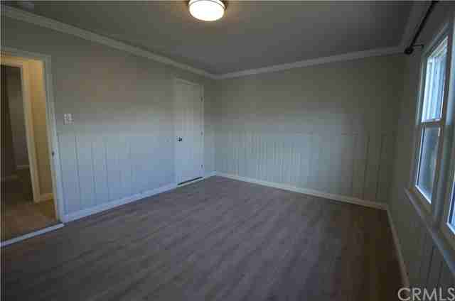 1116 S San Gabriel Boulevard - Photo 2 of 6