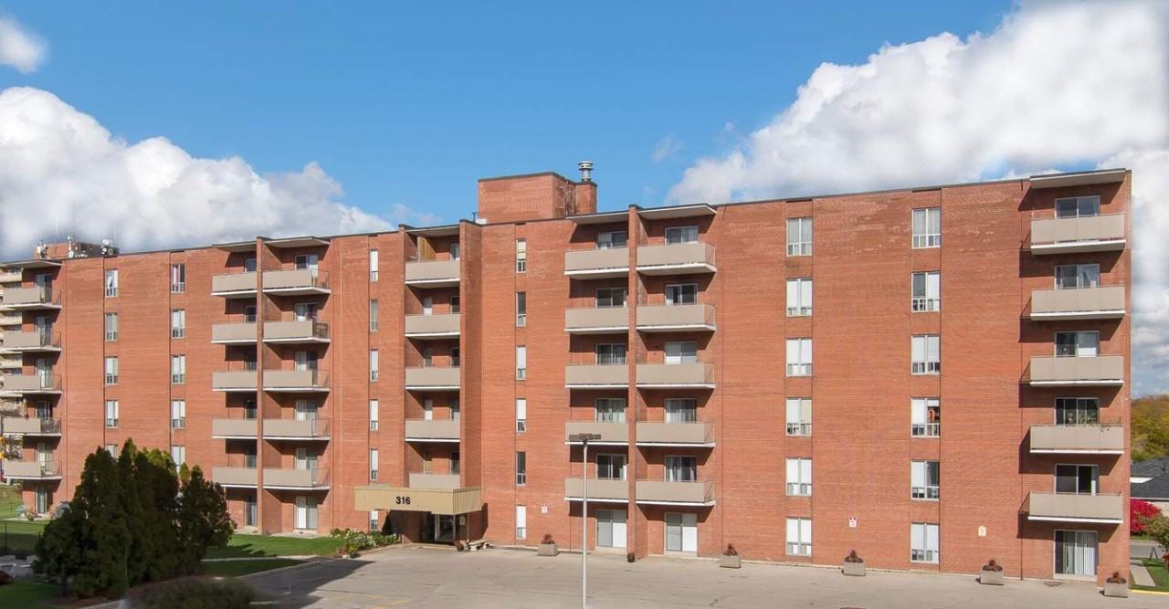 Regency Court Apartments - Photo 2 of 39