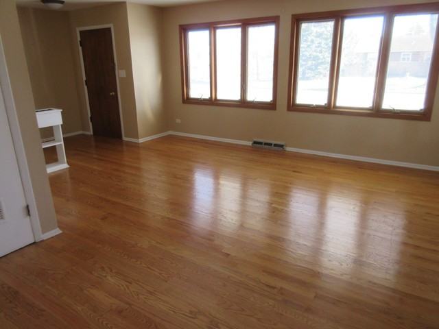 2 Ridgewood - Photo 2 of 18