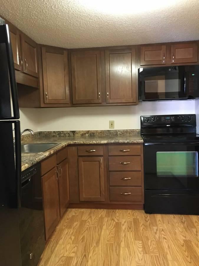 78 10th Street East - Photo 3 of 19