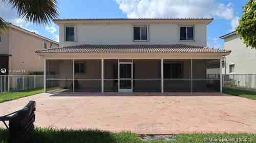 4577 Southwest 129th Avenue - Photo 3 of 8