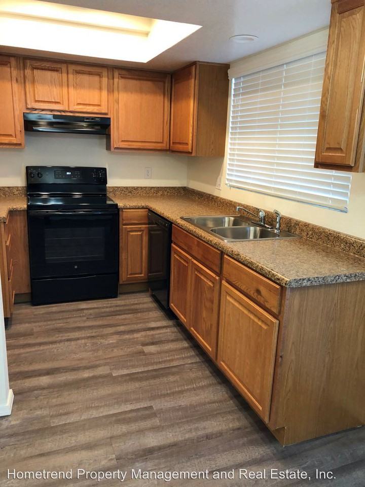 225 N. Pomeroy - Photo 2 of 9