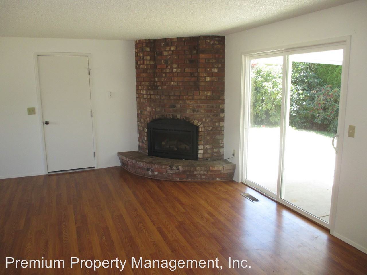 1809 Wallace Rd Nw - Photo 3 of 12