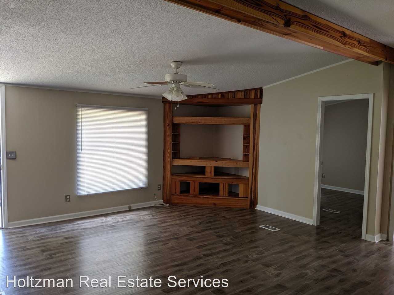 185 White Road Se - Photo 2 of 11