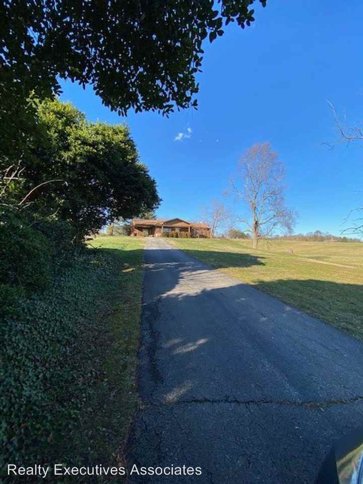 510 Old Sinking Creek Road - Photo 3 of 27