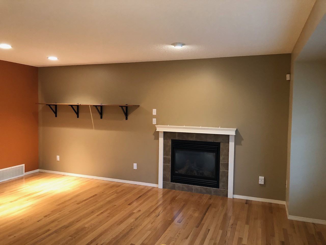 3029 33 Ave - Photo 2 of 17