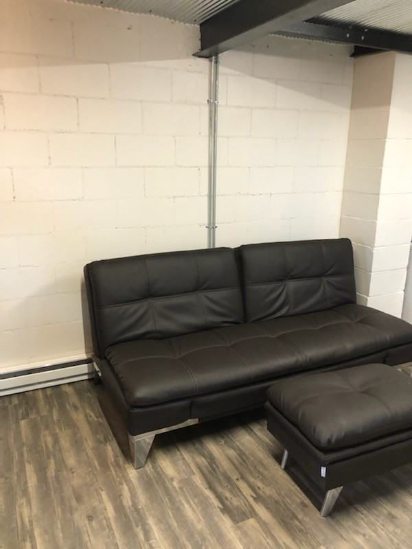 4273 Sand Flat Rd - Photo 2 of 5