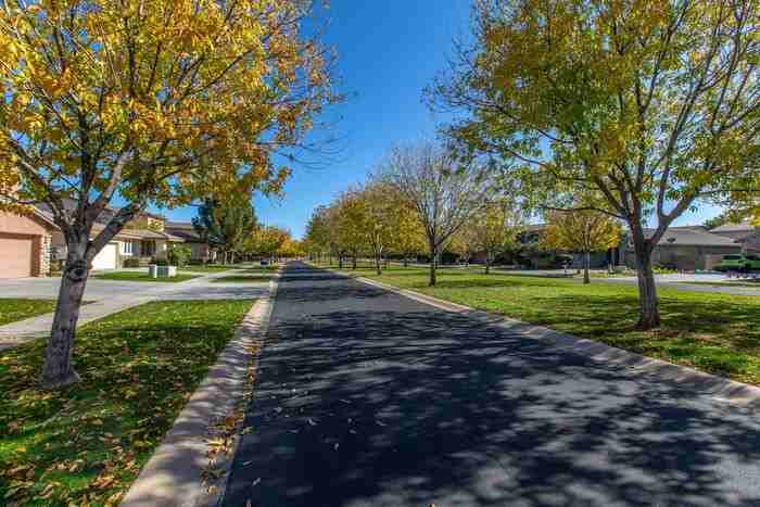 4102 East Park Avenue - Photo 3 of 49