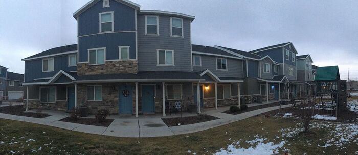 730 East 150 North Street - Photo 2 of 27