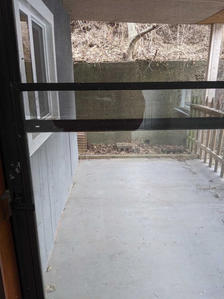 336 Saline St - Photo 3 of 10