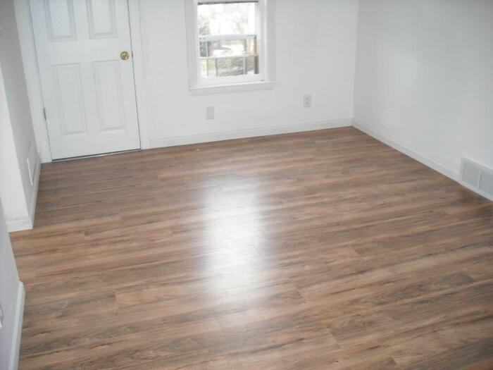 422 South State Street - Photo 3 of 7