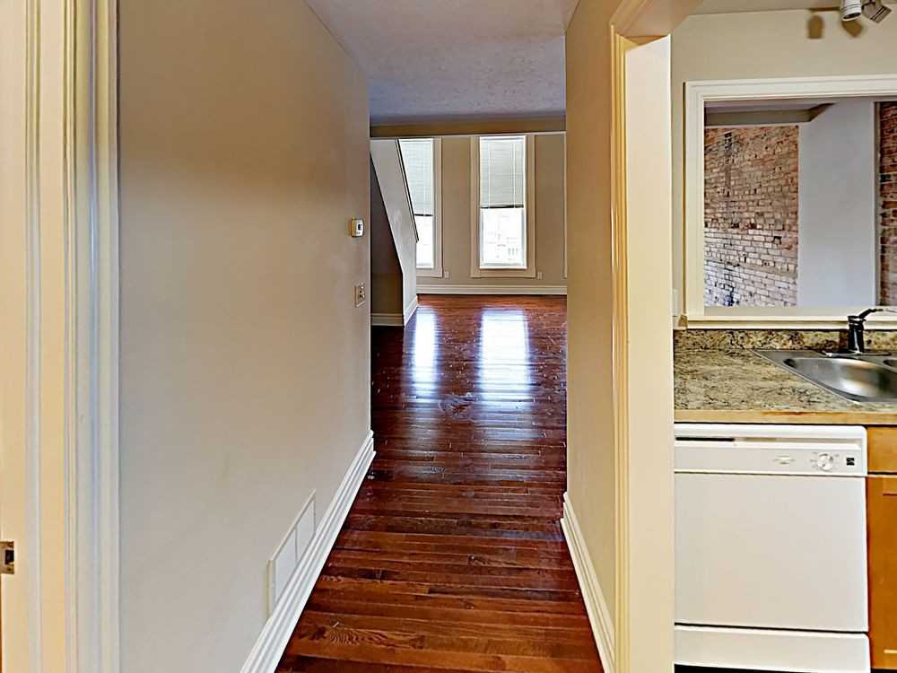 212 E Superior St #1 - Photo 2 of 18