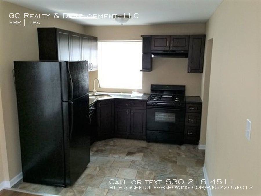 9951 S. Oglesby Ave. - Photo 2 of 8