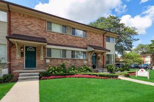 Waitlist Only - Arlington Townhomes & Apartments - Photo 1 of 1