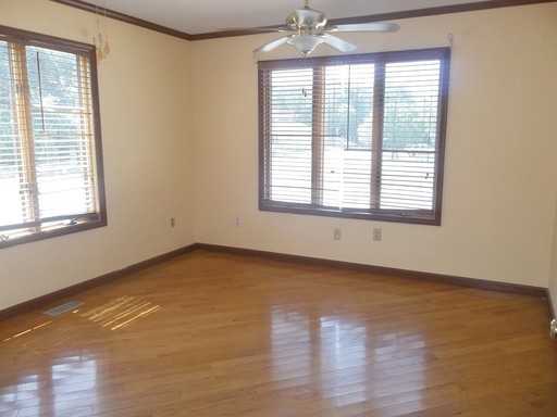 5200 E Oak Island Dr - Photo 3 of 10