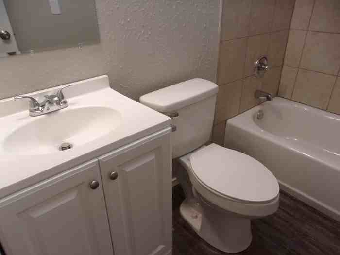 1418 East 67th Street - Photo 2 of 11