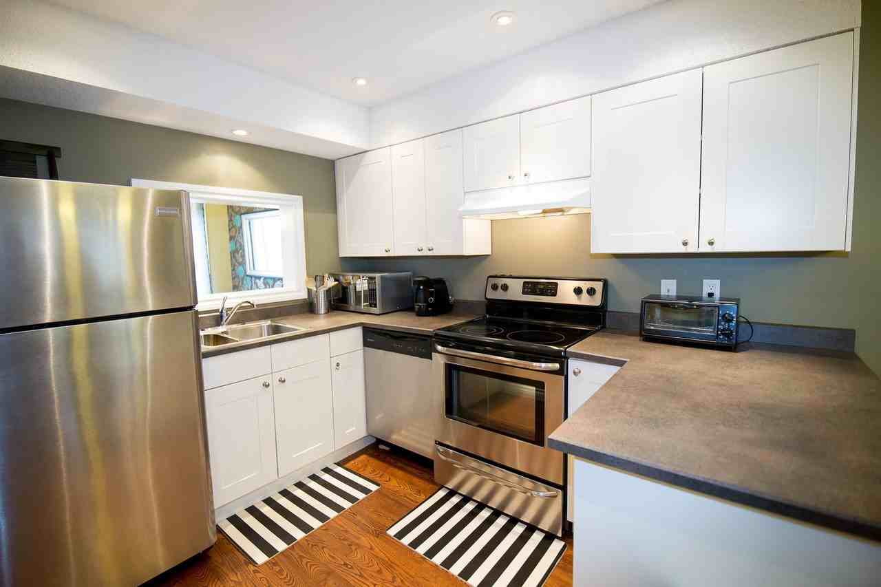 197 Grandin Village - Photo 3 of 18