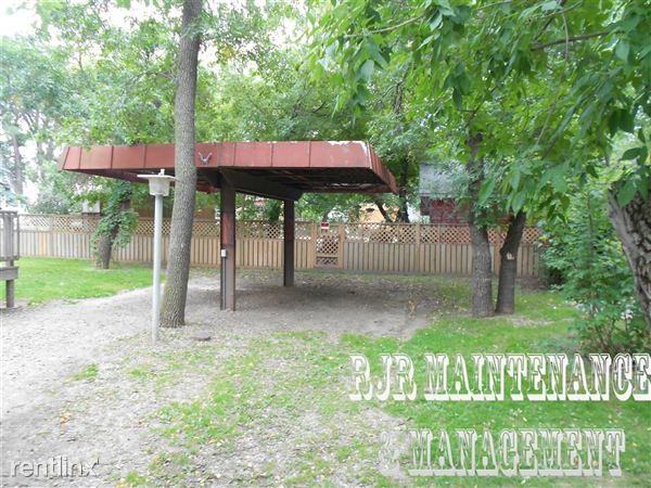 3308 Sandy Ln - Photo 2 of 8