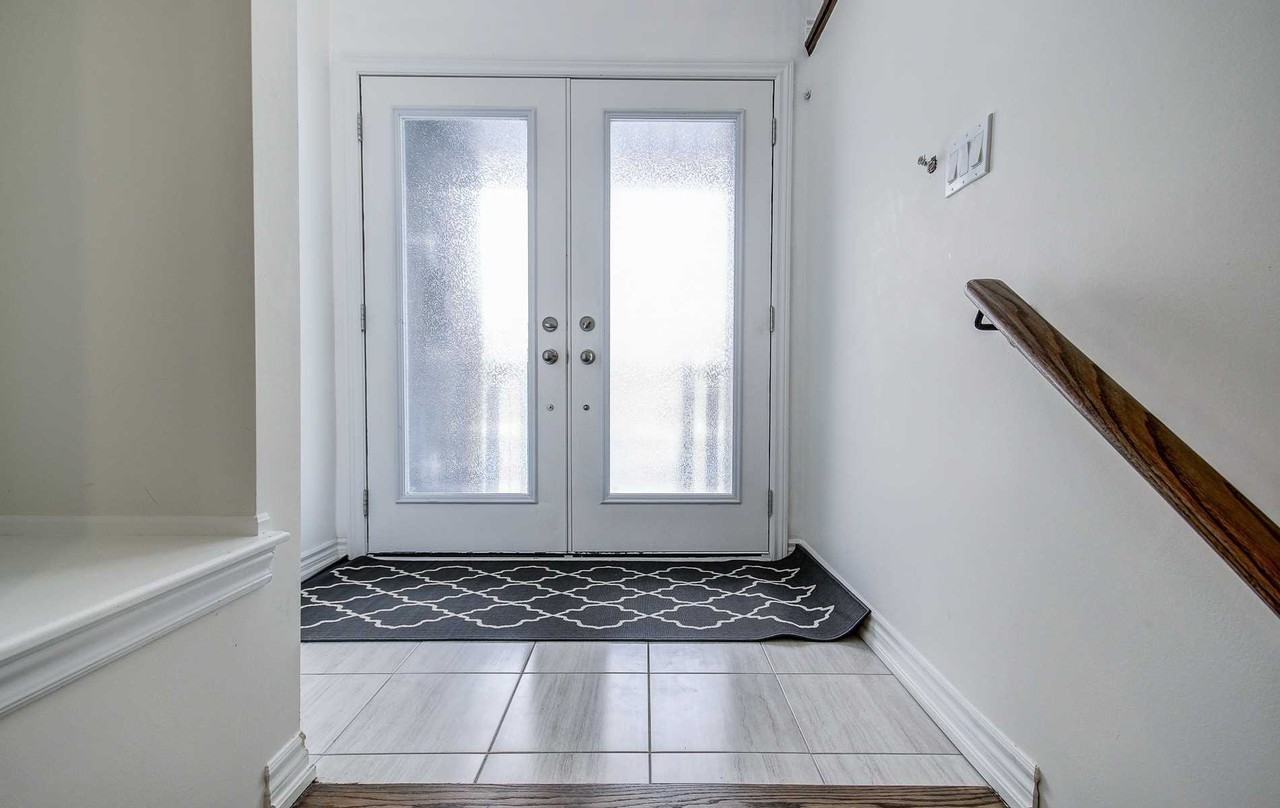 207 Lebovic Campus Drive - Photo 2 of 14