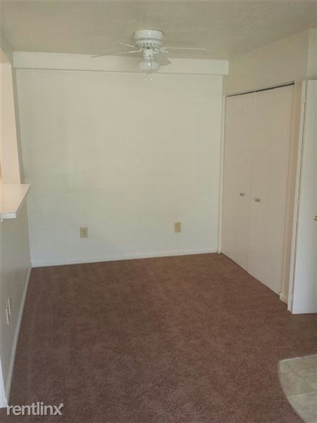 Walnut Manor Apartments 125 E Oldfield Ln, Muncie, IN 47303 Zumper