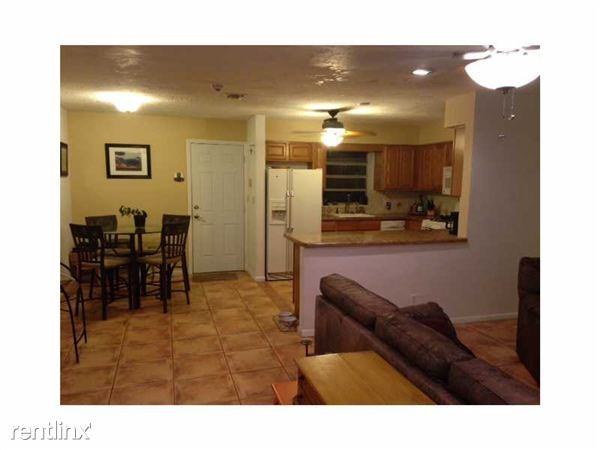 2731 SW 18th St - Photo 3 of 5