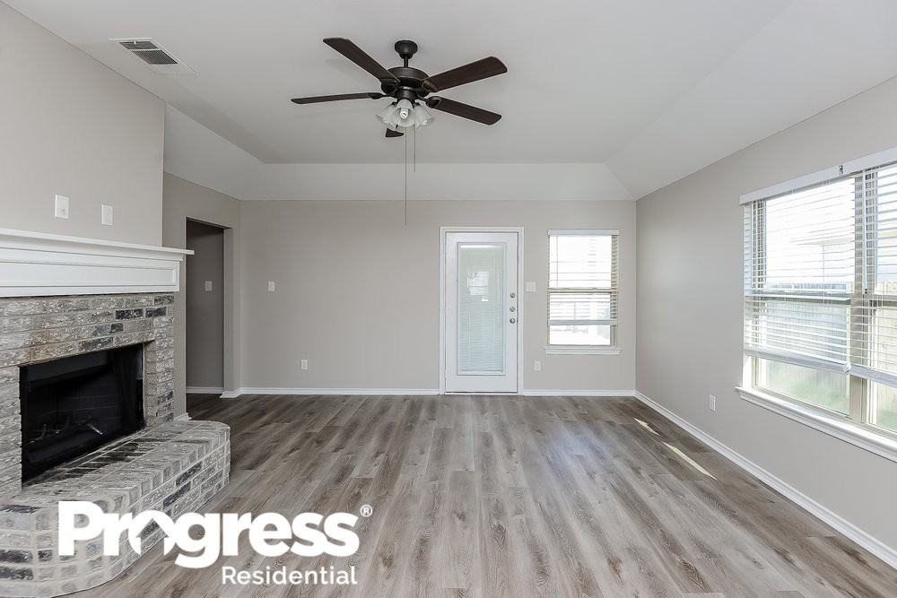 2009 Alanbrooke Dr - Photo 3 of 16