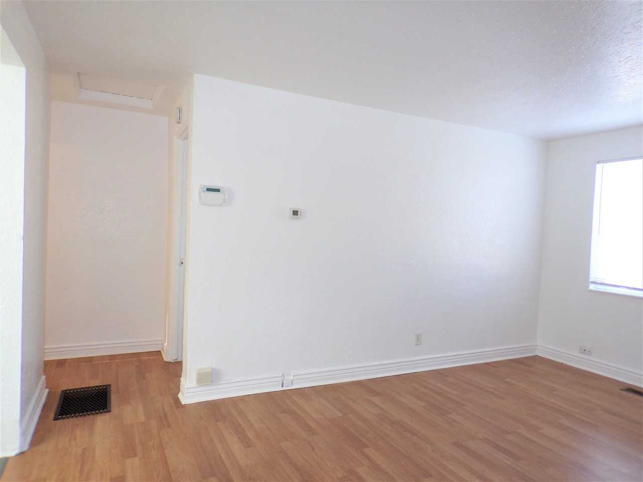 1129 Dallas Street - Photo 6 of 21