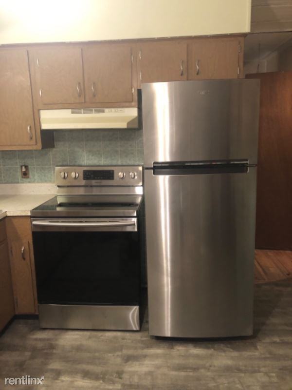 188 Clove Rd - Photo 2 of 4