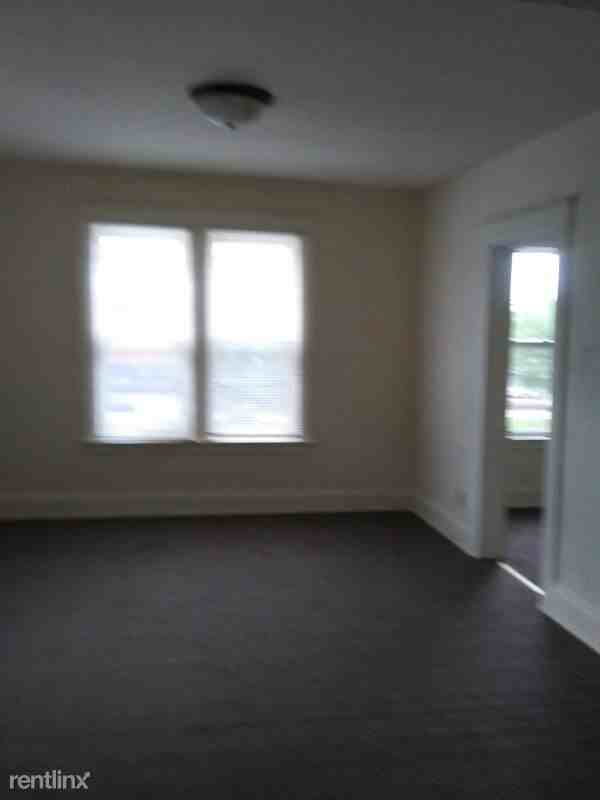 5021 14 Ave 1 - Photo 3 of 3