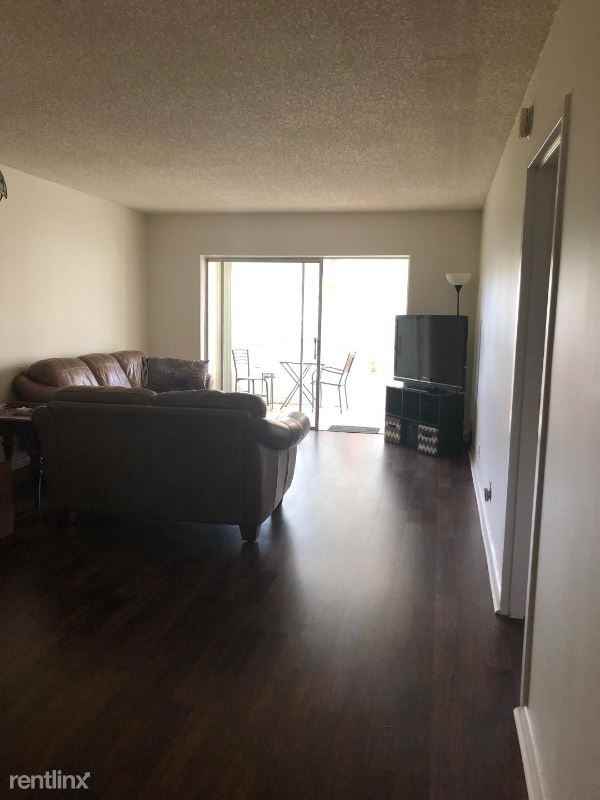 1025 Country Club Dr 205 - Photo 3 of 10