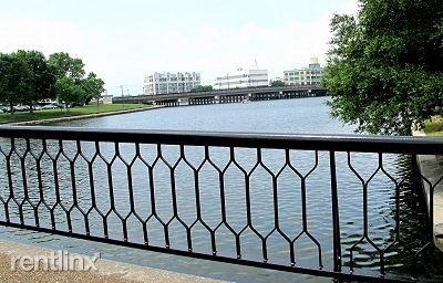 408 Mowbray Arch 2 - Photo 2 of 10