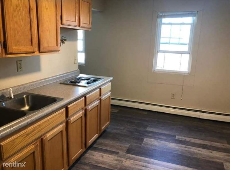 41 Manchester St 7 - Photo 2 of 5