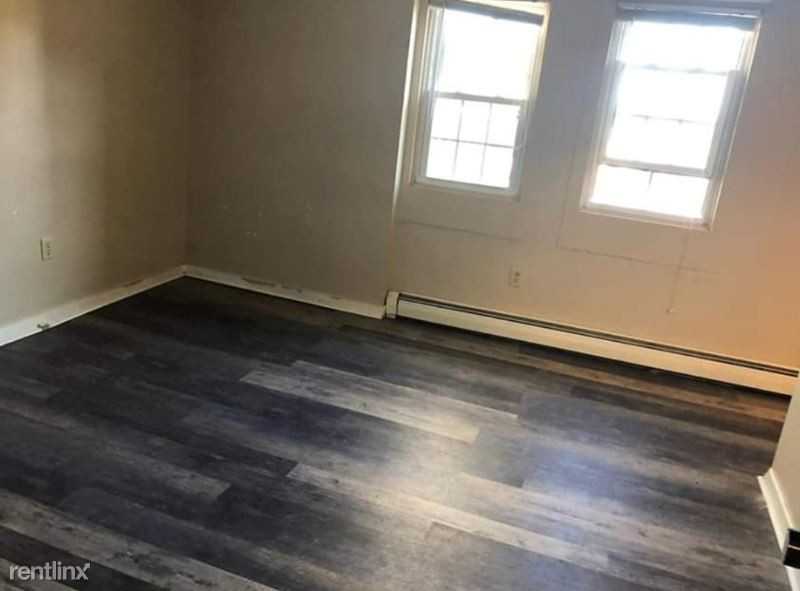 41 Manchester St 7 - Photo 3 of 5