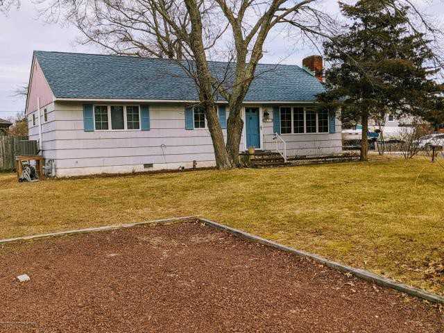 651 E Point Pleasant Avenue - Photo 2 of 8