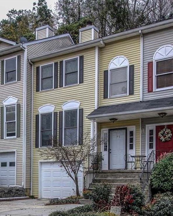 596 Stratford Green - Photo 2 of 25