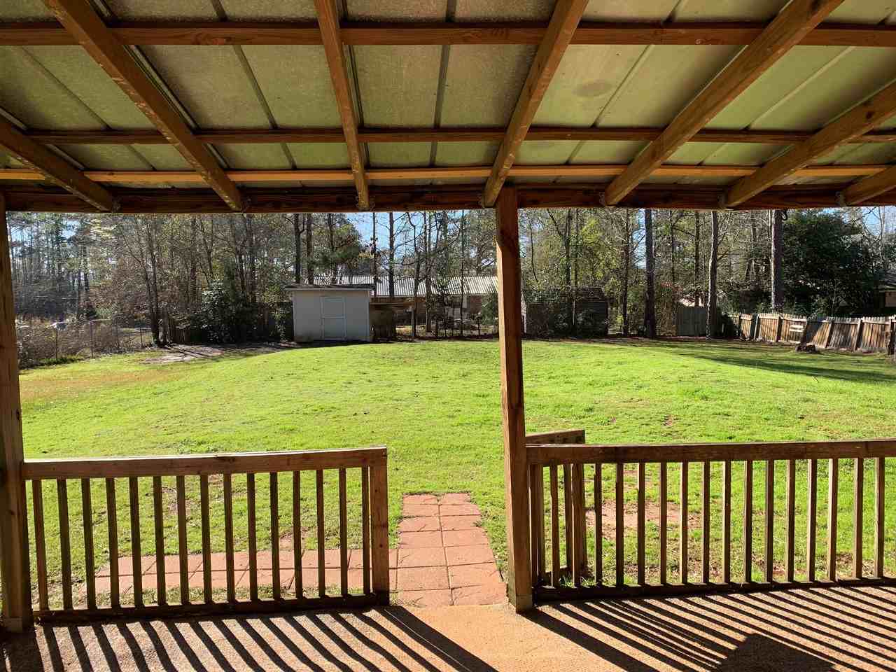 124 Sylvan Rd - Photo 3 of 15