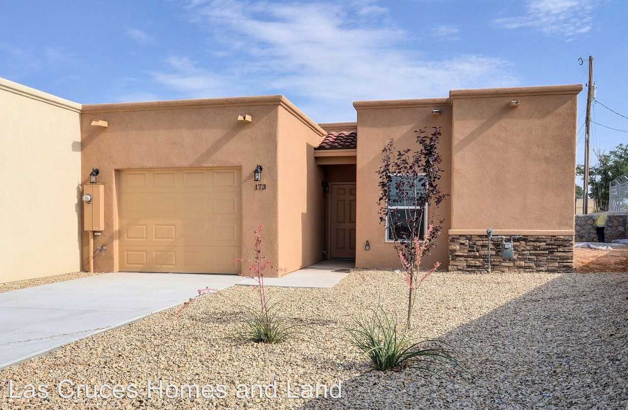 173 Oban Court - Photo 2 of 19