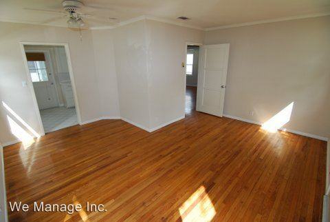 5421-5423 E The Toledo - Photo 2 of 9