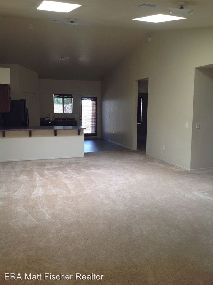 9156 E 30th Pl - Photo 2 of 12