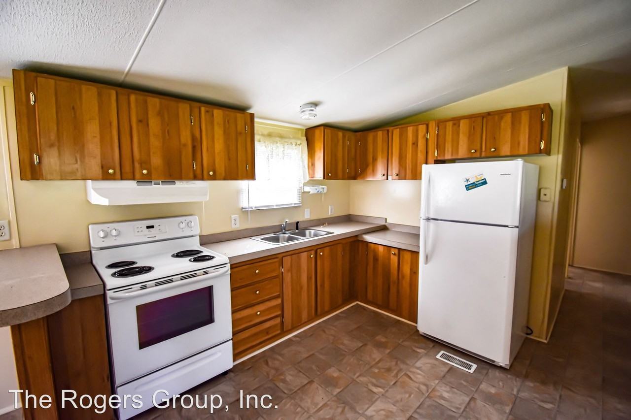 7537 Sam Young Rd - Photo 2 of 10