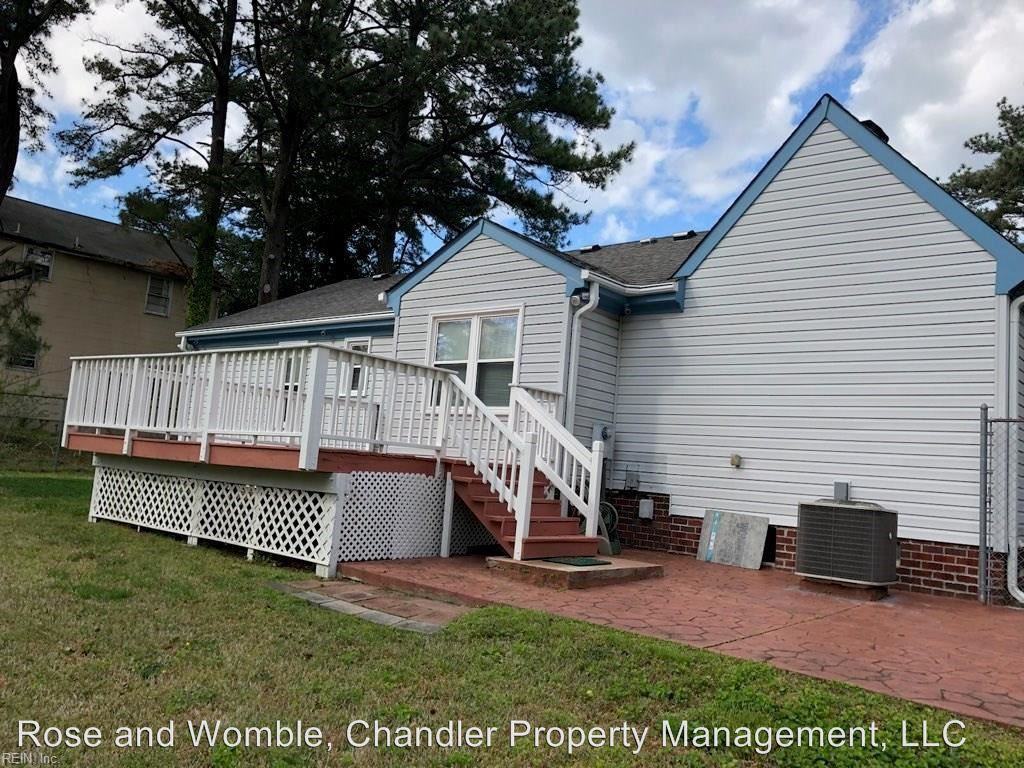 3527 Lenoir Circle - Photo 3 of 32