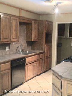 8206 S. 22nd Terrace - Photo 2 of 4