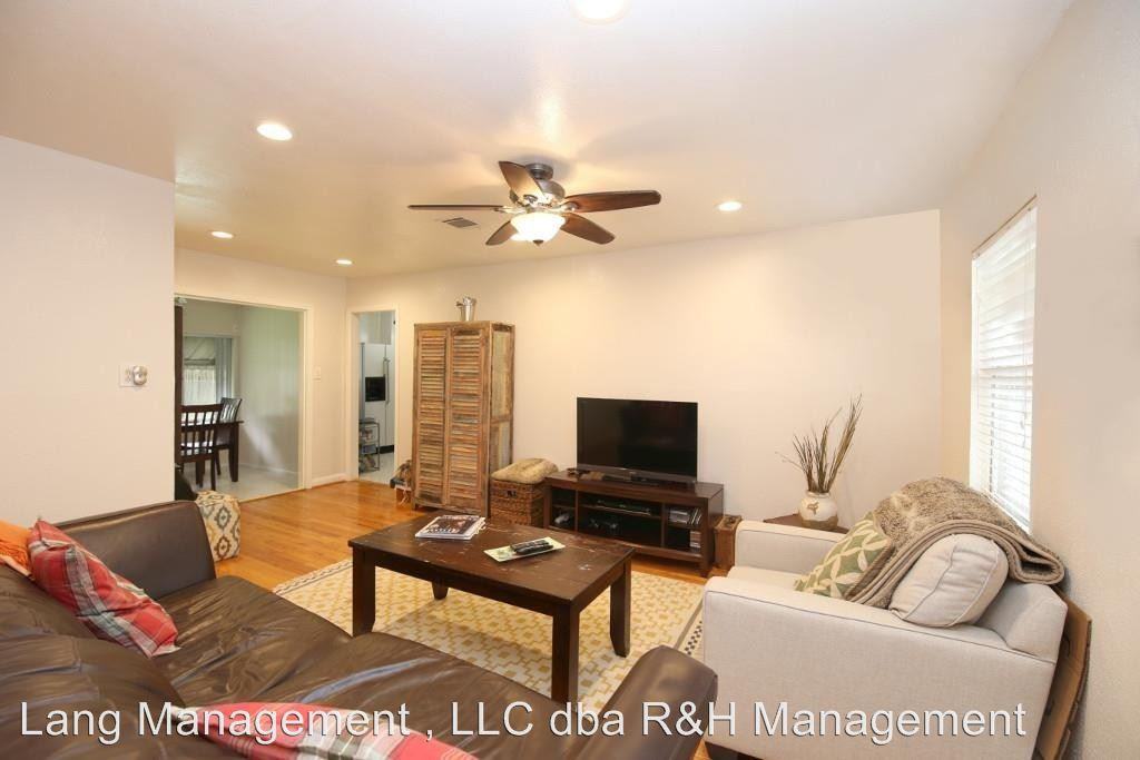 3827 Ruskin - Photo 3 of 16