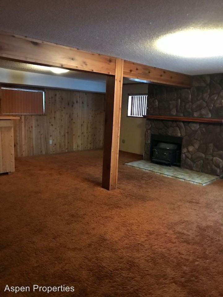 221 S 13th Ave - Photo 2 of 14