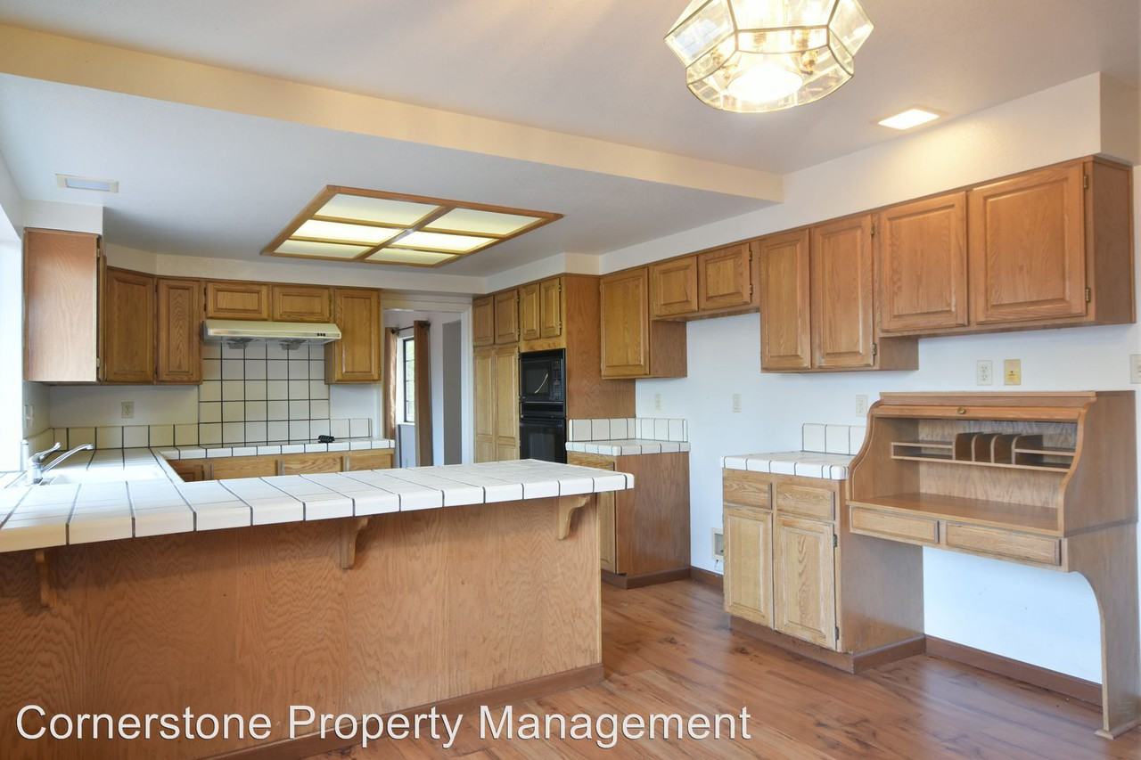 3379 Royal Meadow Lane - Photo 2 of 12