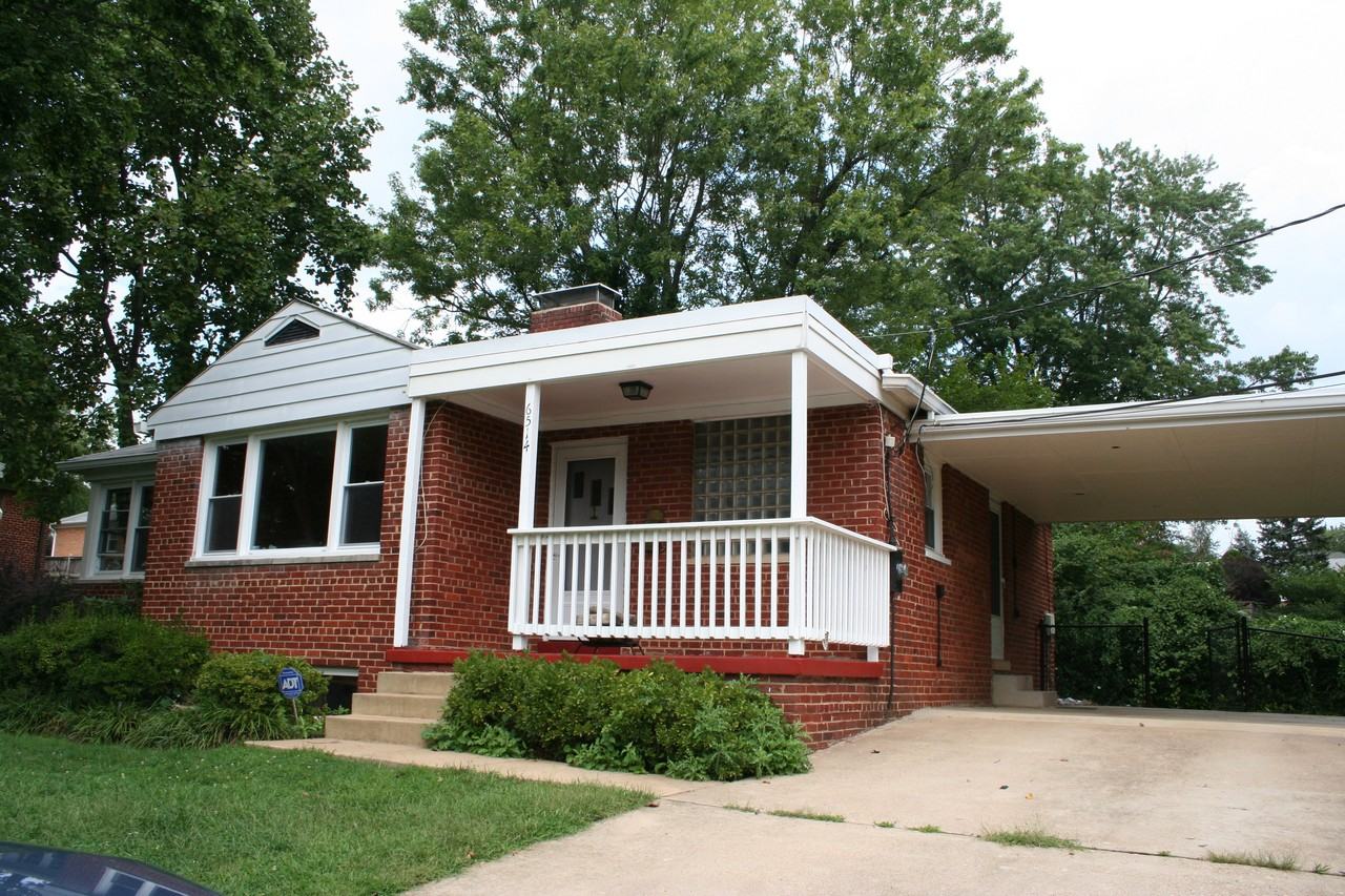 6514 Ivy Hill Dr - Photo 2 of 20