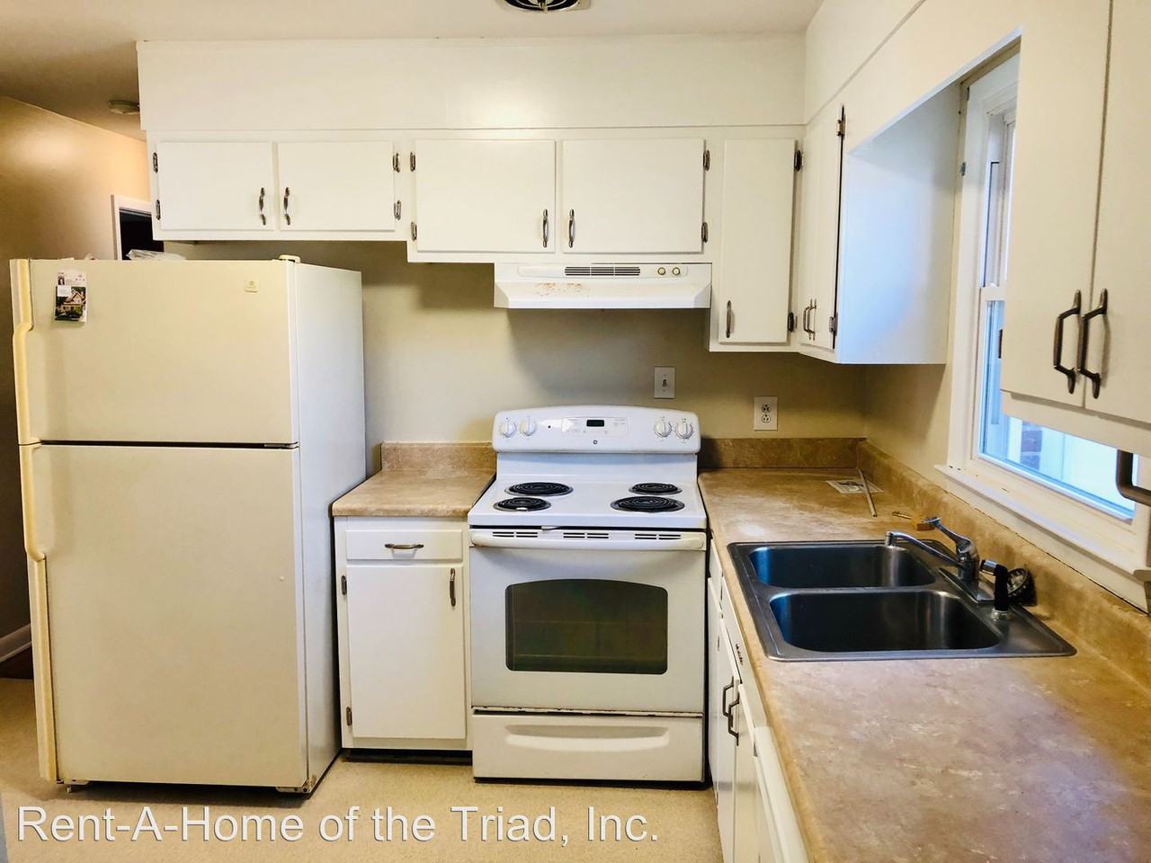 3219 Harte Place - Photo 2 of 10